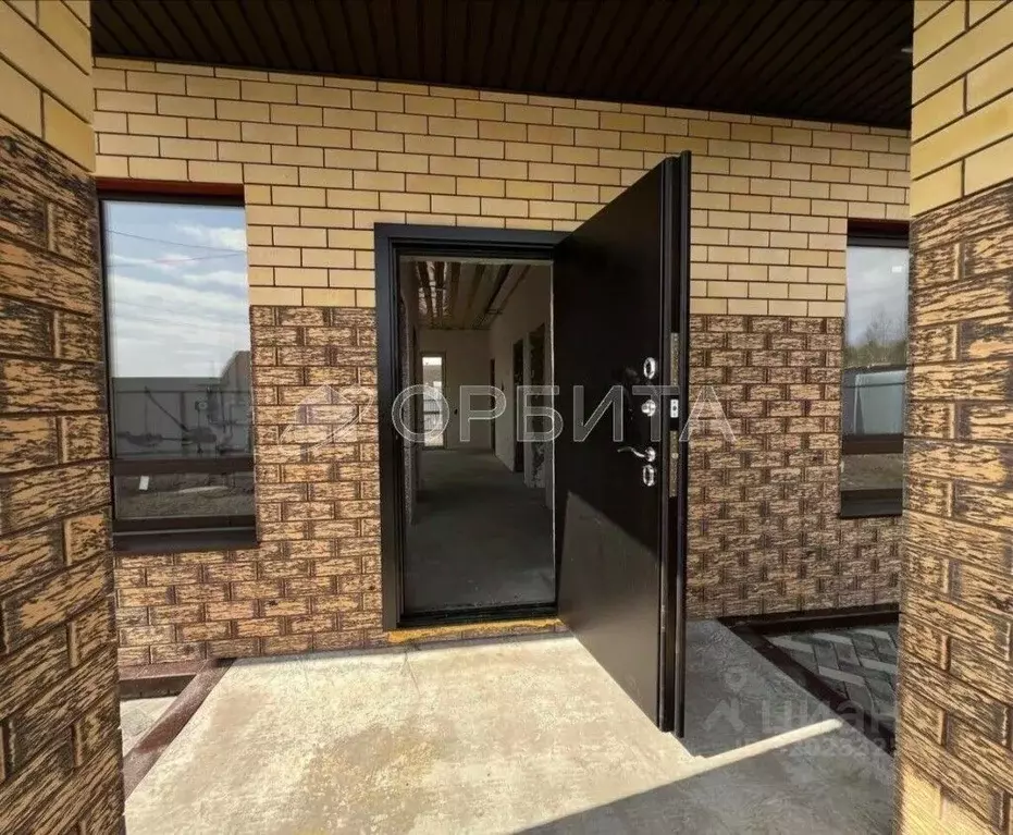 Дом в Тюменская область, Тюменский район, д. Ушакова  (80 м) - Фото 0