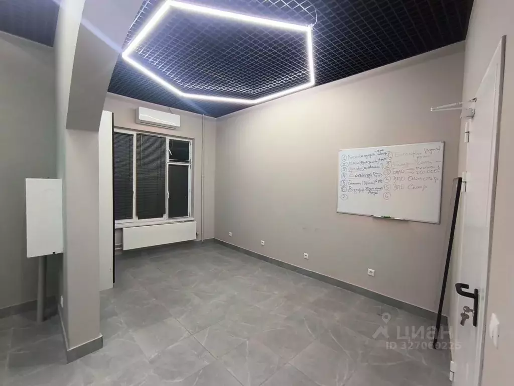 Помещение свободного назначения в Москва Лухмановская ул., 34 (33 м) - Фото 1