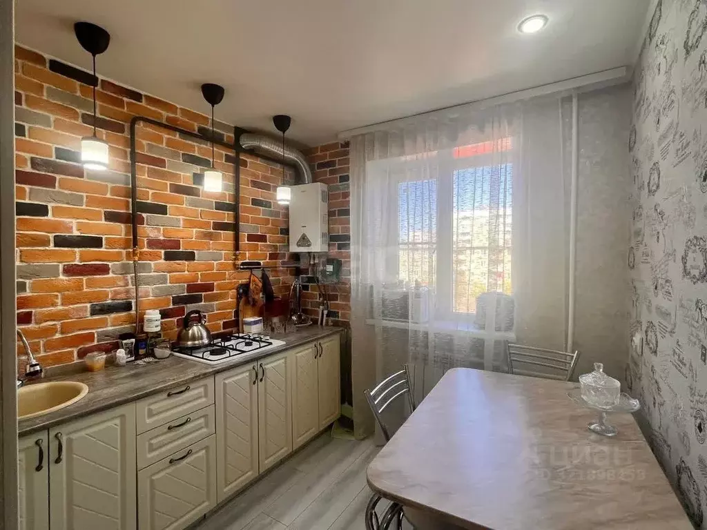 2-к кв. Астраханская область, Астрахань ул. Софьи Перовской, 71 (43.4 ... - Фото 0