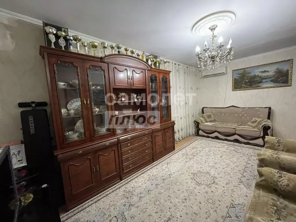 2-к кв. Дагестан, Кизилюрт ул. Гамзата Цадаса, 28 (50.0 м) - Фото 1