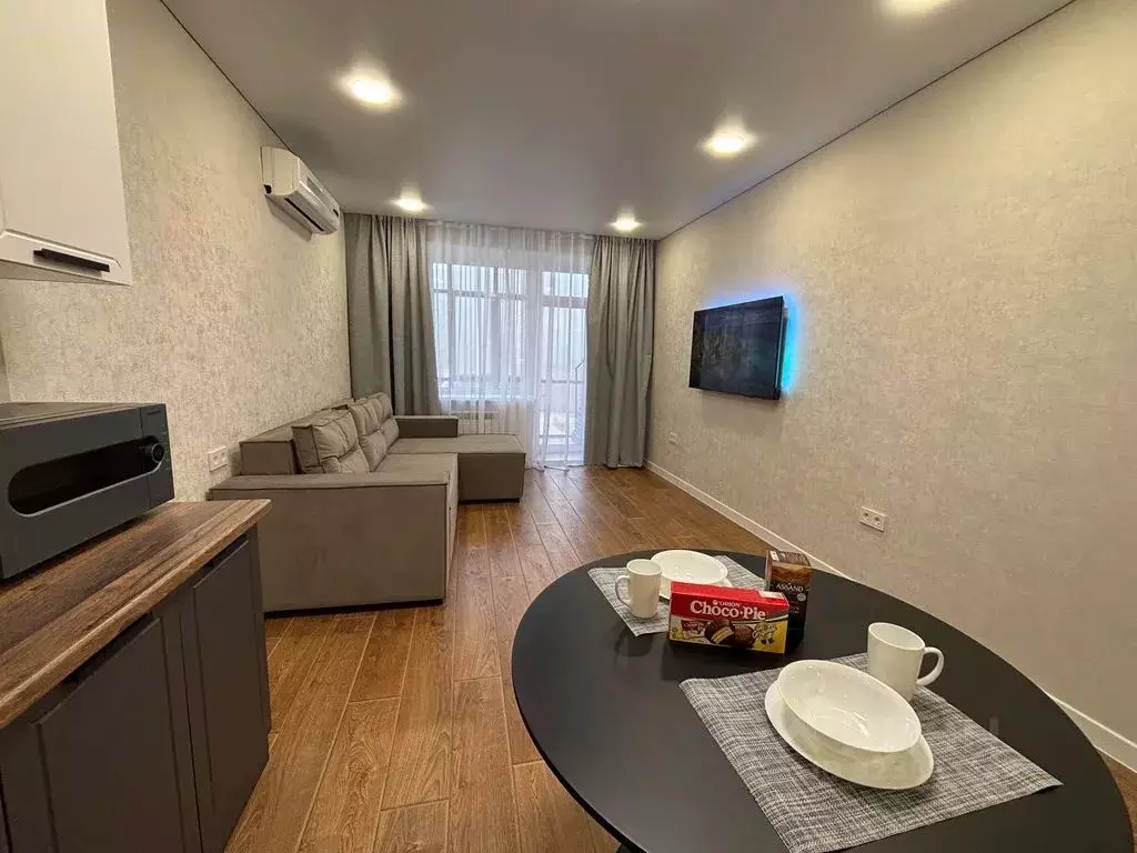 1-к кв. Хакасия, Абакан ул. Авиаторов, 5 (50.0 м) - Фото 1