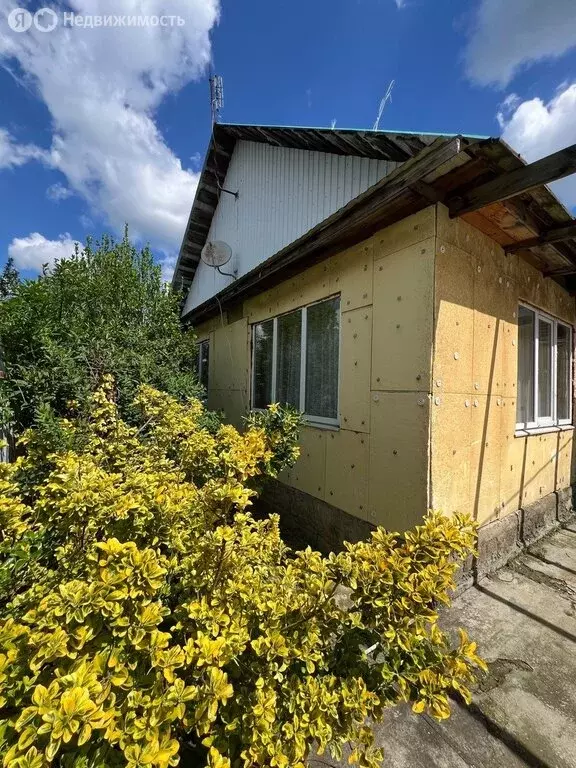 Дом в Белореченск, улица Калинина, 296 (100 м) - Фото 1