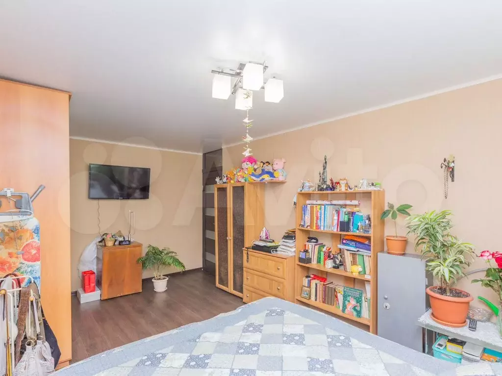 3-к. квартира, 56 м, 1/5 эт. - Фото 1