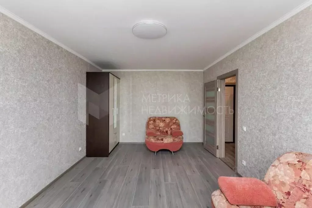 1-к кв. Тюменская область, Тюмень ул. Константина Посьета, 7 (37.4 м) - Фото 1