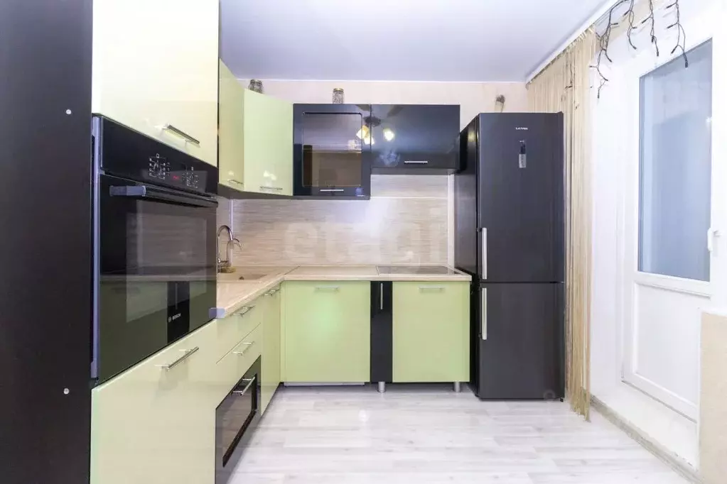 1-к кв. Тюменская область, Тюмень Кремлевская ул., 85к1 (43.0 м) - Фото 2