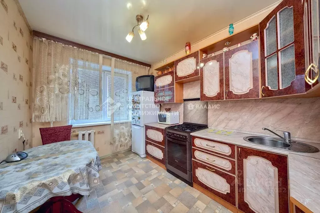 4-к кв. Рязанская область, Рязань ул. Бирюзова, 30 (93.3 м) - Фото 1