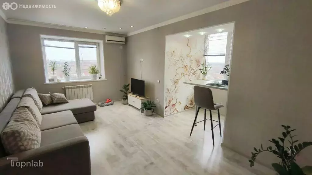 2-комнатная квартира: Астрахань, Боевая улица, 126к8 (54.8 м) - Фото 1