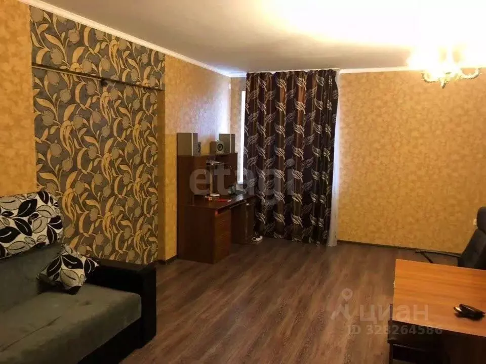 2-к кв. Крым, Алушта ул. Школьная (78.5 м) - Фото 0