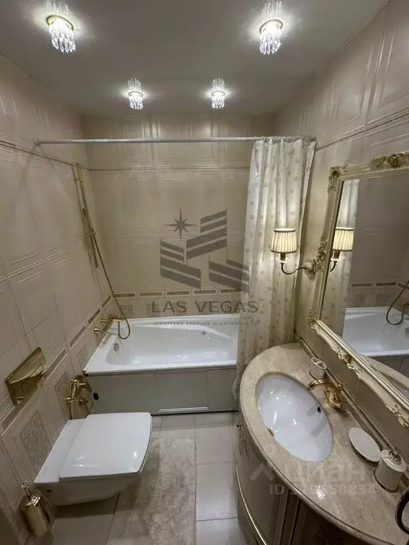 5-к кв. Санкт-Петербург Лиственная ул., 18к1 (150.0 м) - Фото 1