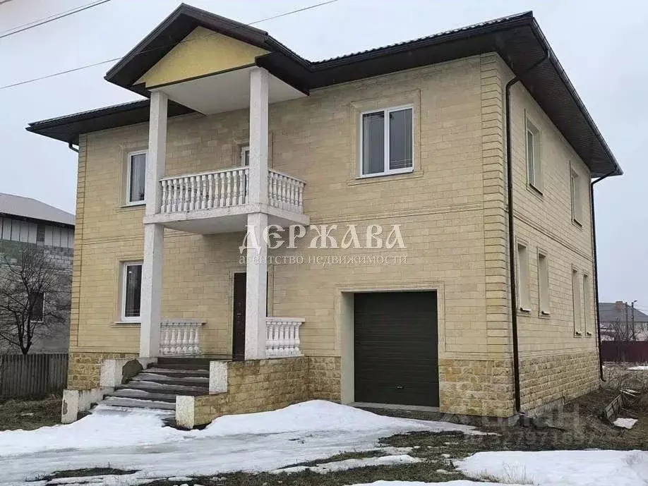 Коттедж в Белгородская область, Старый Оскол Радужная ул. (385 м) - Фото 1