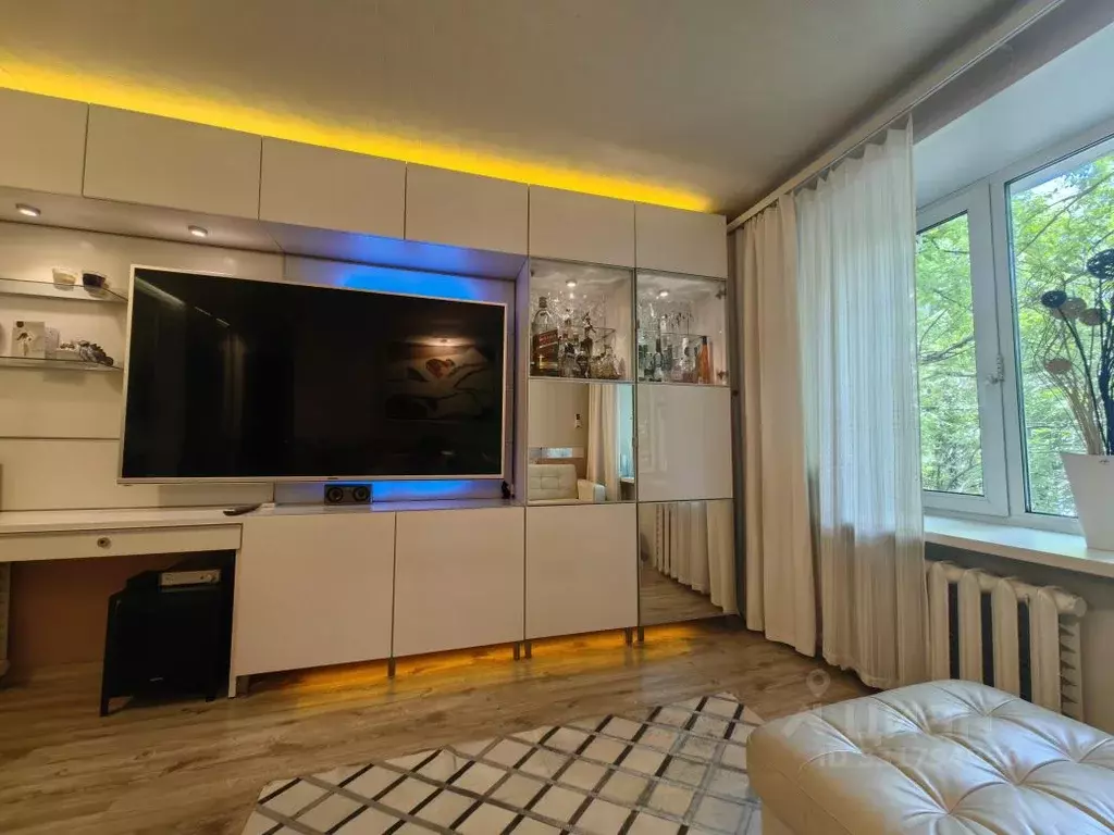 2-к кв. Москва ул. Маршала Бирюзова, 9 (37.6 м) - Фото 2