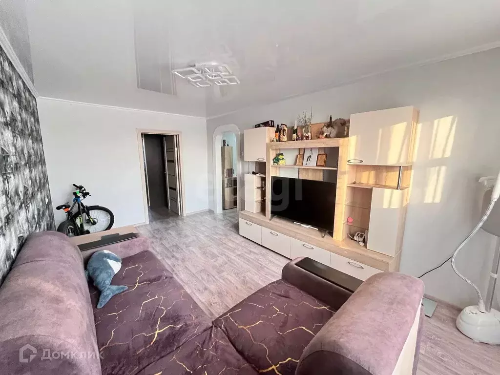 Продаётся 3-к квартира, 70 м - Фото 1