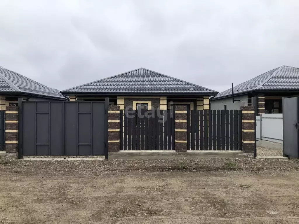 Дом в Ставропольский край, Ессентуки пер. Песочный (117 м) - Фото 1