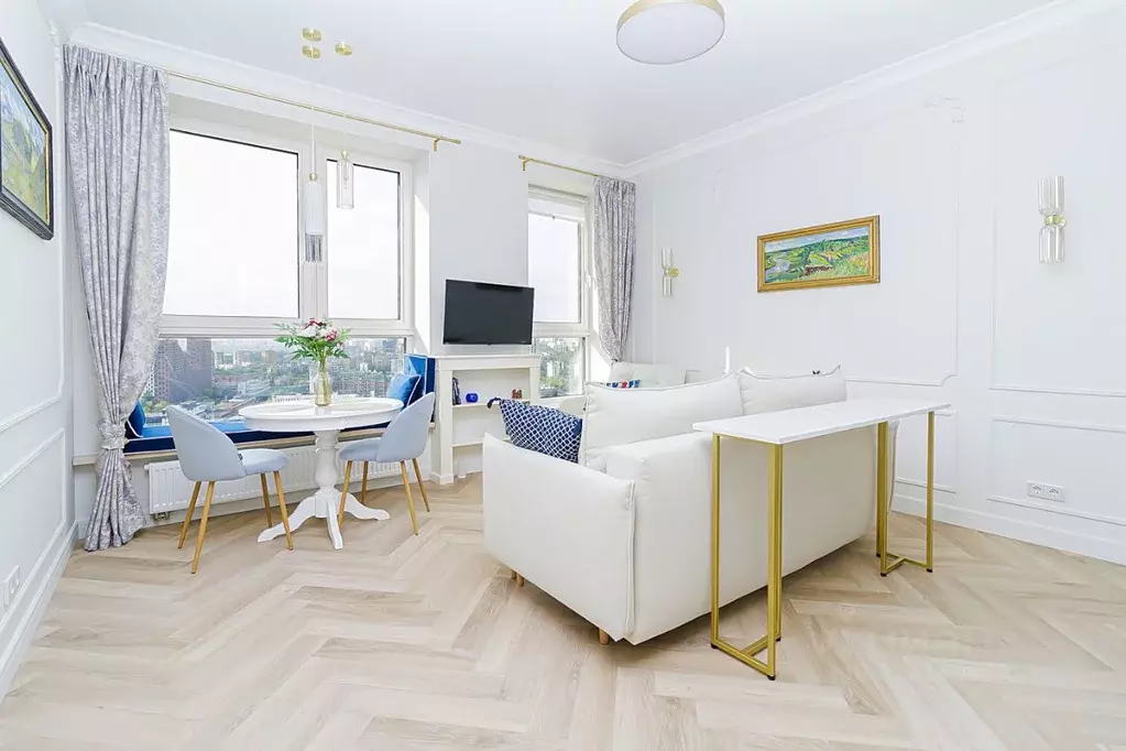 2-к кв. Москва ул. Адмирала Макарова, 6Ак1 (44.8 м) - Фото 0