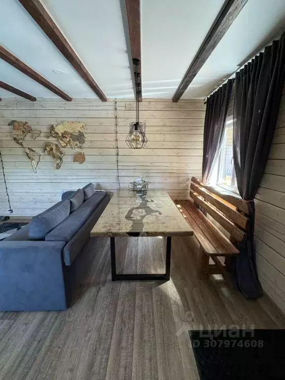 Дом в Саха (Якутия), Алдан Солнечный мкр, просп. Мира, 23 (40 м) - Фото 1