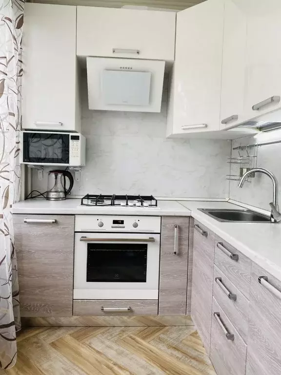 2-к кв. Санкт-Петербург ул. Турку, 19К1 (45.0 м) - Фото 0