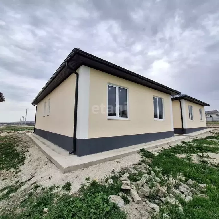 Дом в Краснодарский край, Новороссийск городской округ, Семигорский ... - Фото 0