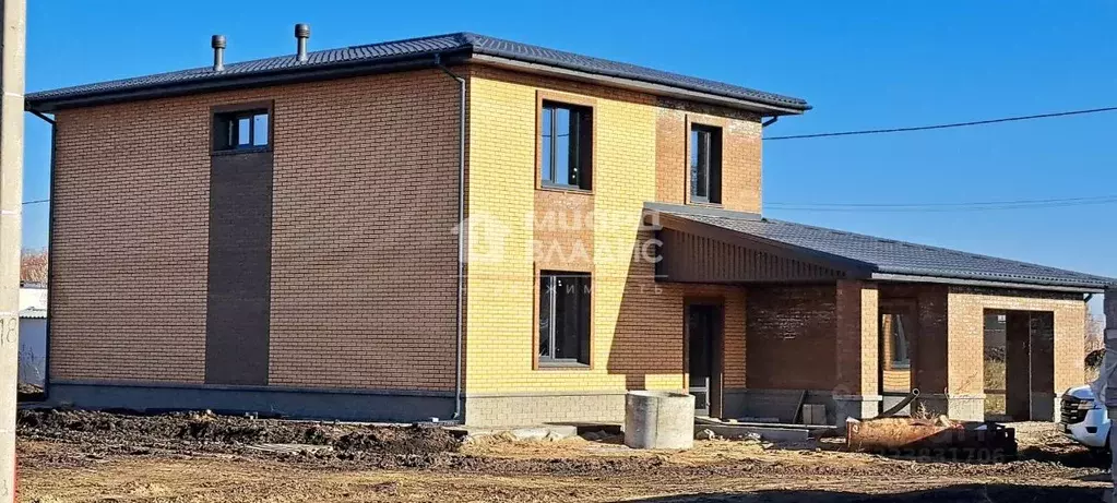 Дом в Омская область, Омск ул. Александра Трикачева (155 м) - Фото 1