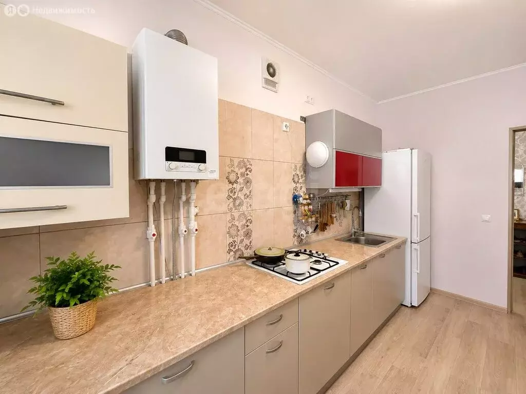 1-комнатная квартира: Калининград, улица Николая Карамзина, 38 (38 м) - Фото 1