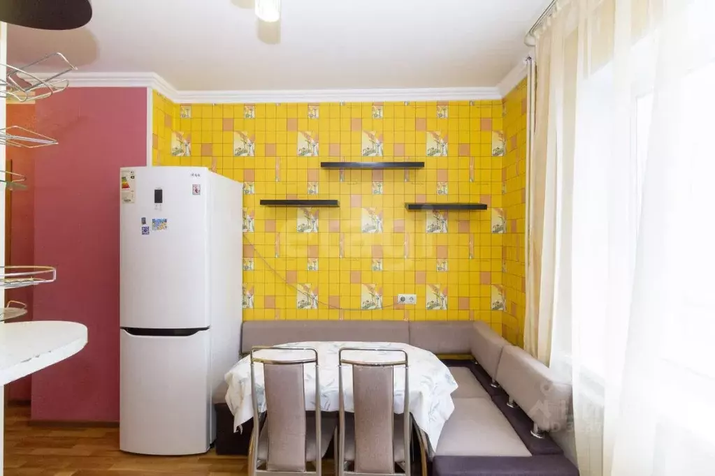 1-к кв. Тюменская область, Тюмень ул. Мельникайте, 136 (37.4 м) - Фото 1