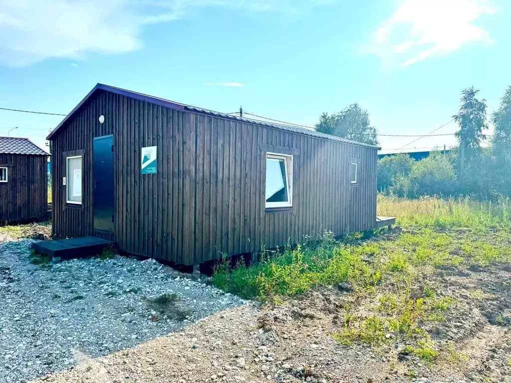 Дом в Новгородская область, Новгородский район, Савинское с/пос, д. ... - Фото 1