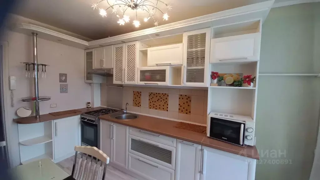 3-к кв. Крым, Симферополь ул. Имени Мате Залки, 7 (71.1 м) - Фото 1