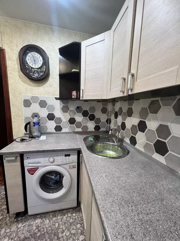 2-к кв. Москва ул. Маршала Захарова, 21К2 (47.0 м) - Фото 2