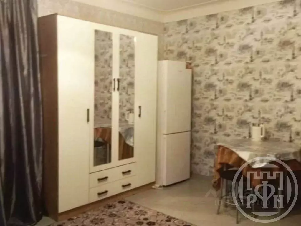 Комната Санкт-Петербург пос. Стрельна, Кропоткинская ул., 2а (21.2 м) - Фото 2