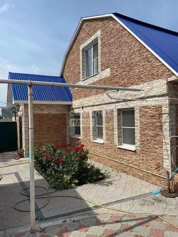 Дом в Самарская область, Сызрань ул. Дзержинского, 80А (130 м) - Фото 1