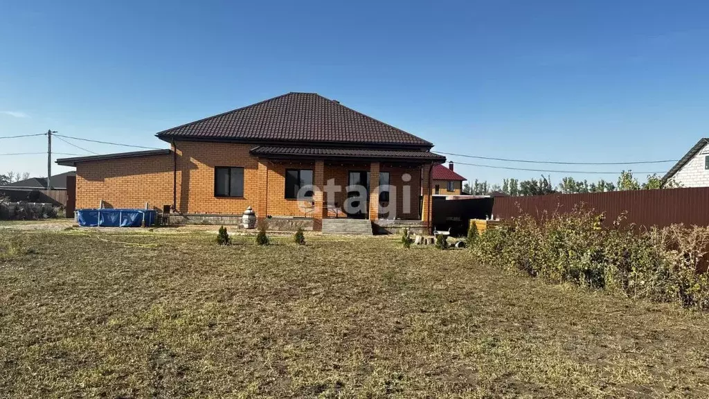 Дом в Белгородская область, Строитель Яковлевский городской округ, ул. ... - Фото 0
