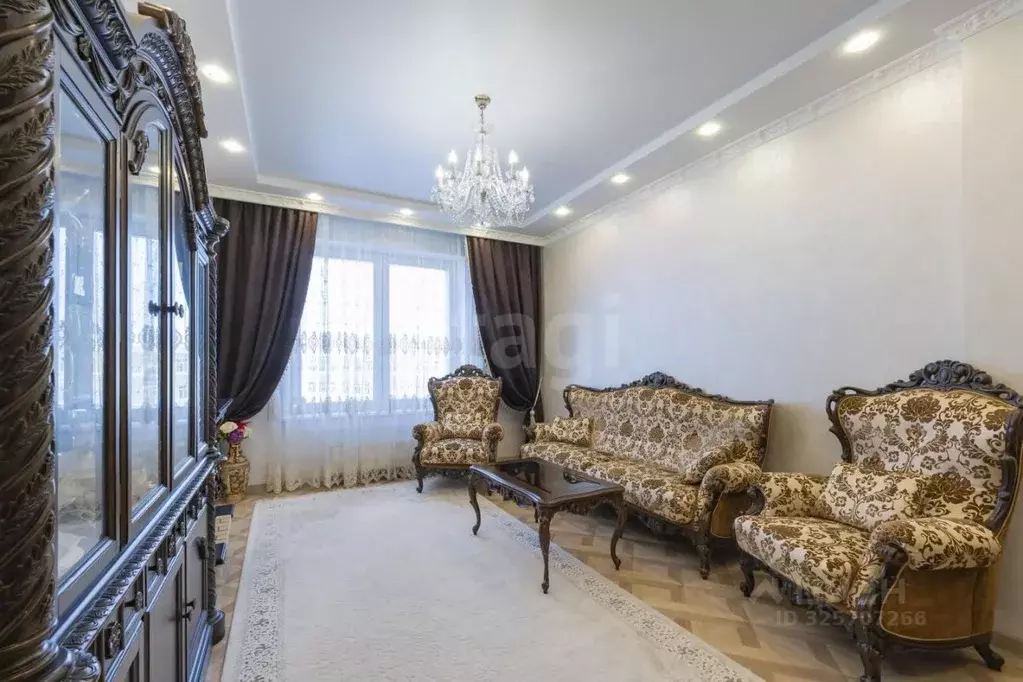 2-к кв. Пермский край, Пермь ул. Революции, 50 (75.65 м) - Фото 2