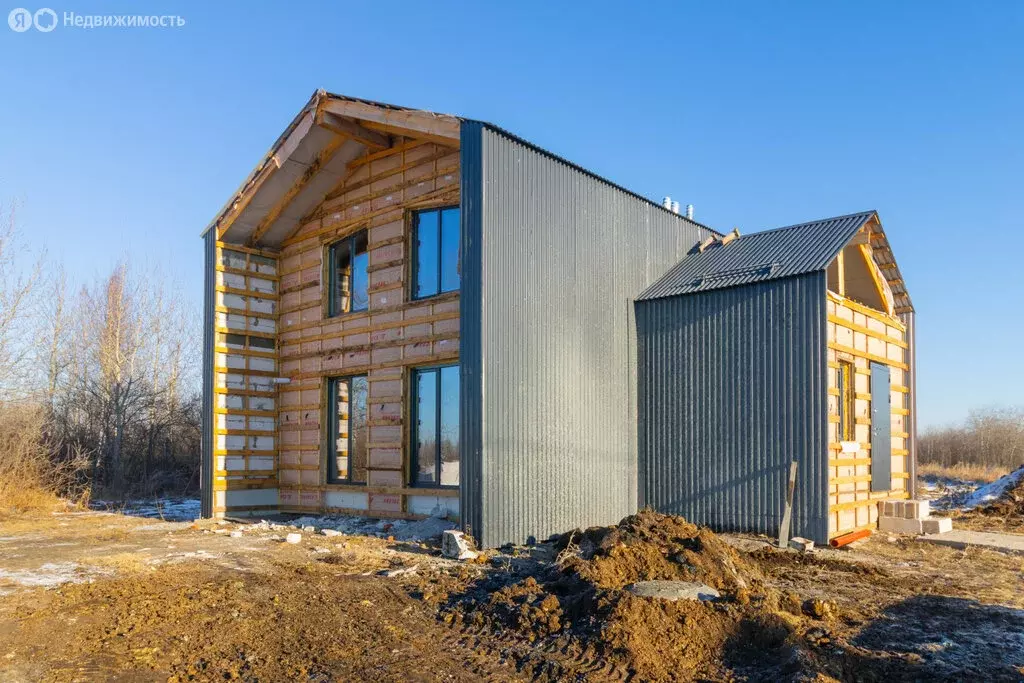 Дом в посёлок Петровский, Придорожная улица, 28 (98 м) - Фото 0