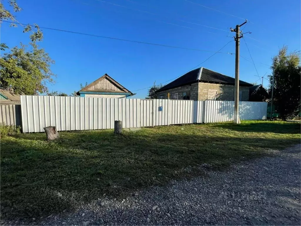 Дом в Краснодарский край, Успенский район, Коноковское с/пос, с. ... - Фото 2