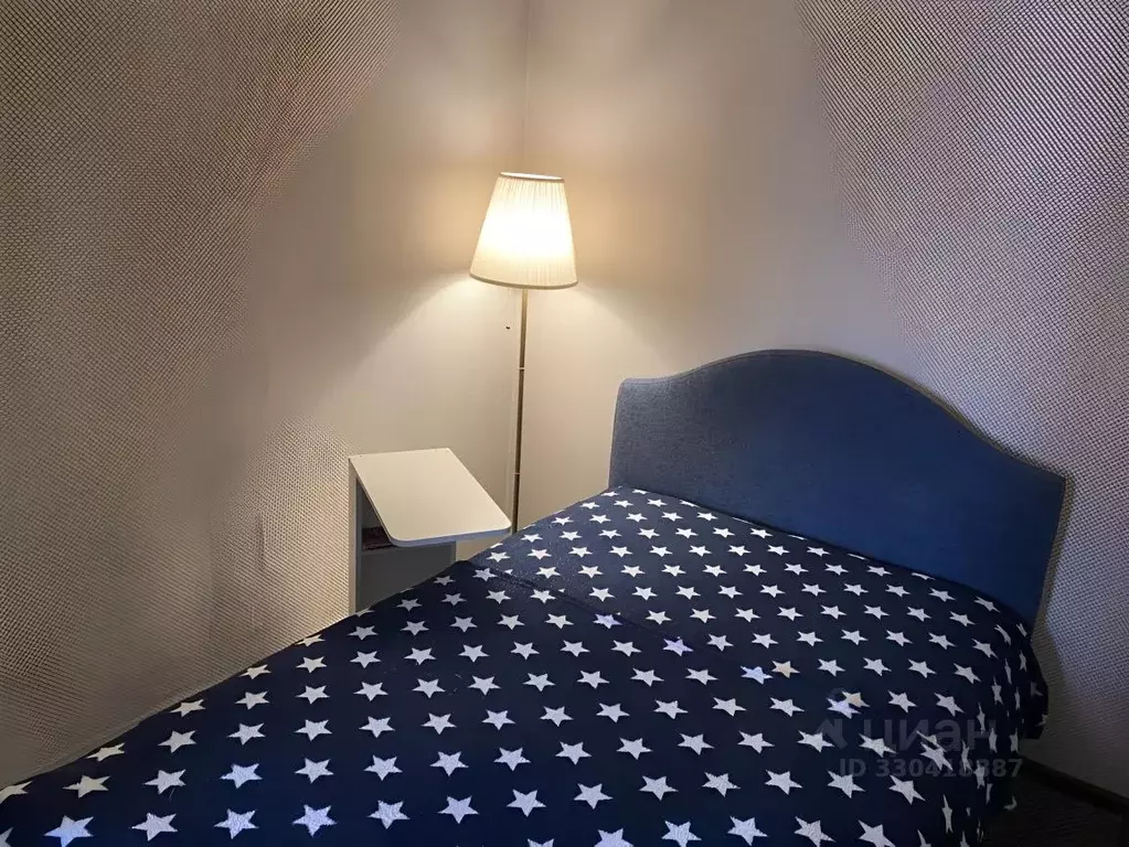 Комната Санкт-Петербург Вознесенский просп., 55 (28.0 м) - Фото 1