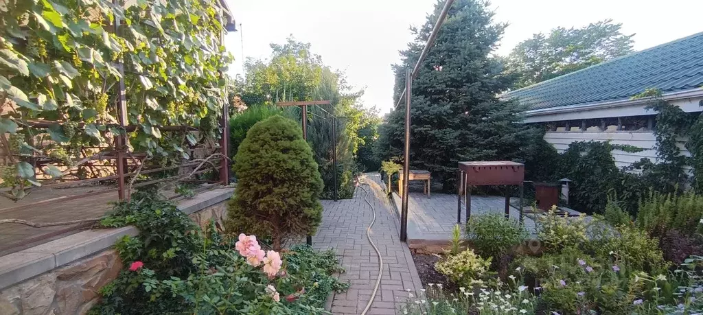 Дом в Ростовская область, Ростов-на-Дону Завкомовская ул., 49 (67 м) - Фото 2