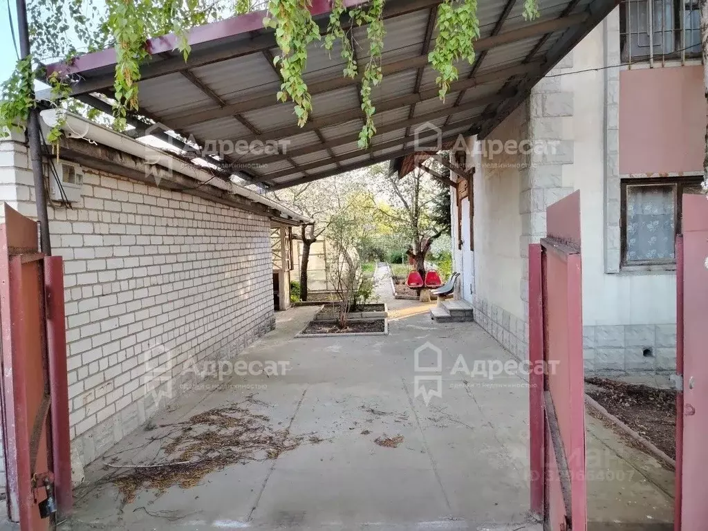 Дом в Волгоградская область, Волжский Изобилие СНТ, ул. Виноградная ... - Фото 2