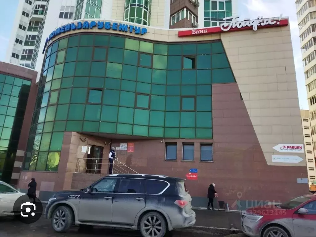 Помещение свободного назначения в Тюменская область, Тюмень ул. ... - Фото 1