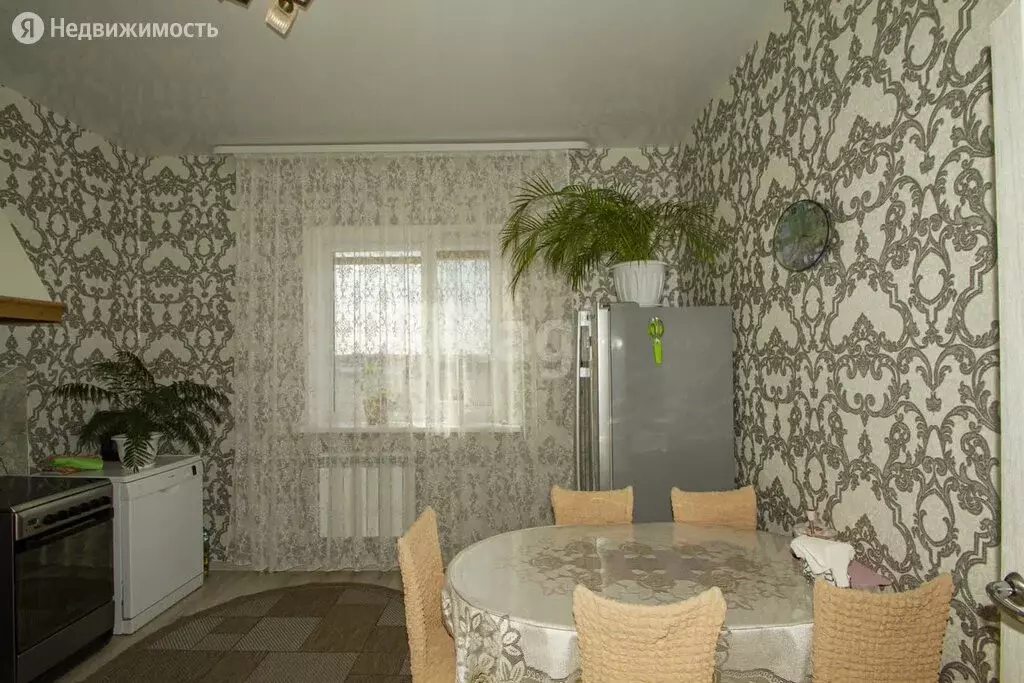2-комнатная квартира: Заводоуковск, улица Энергетиков, 2а (53 м) - Фото 1
