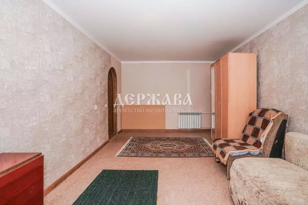 3-к кв. Белгородская область, Старый Оскол Дубрава мкр, 1 кв-л, 8 ... - Фото 2