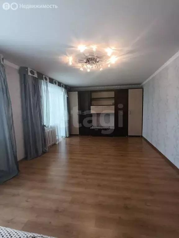 2-комнатная квартира: Ишим, улица Шаронова, 17 (56.5 м) - Фото 1