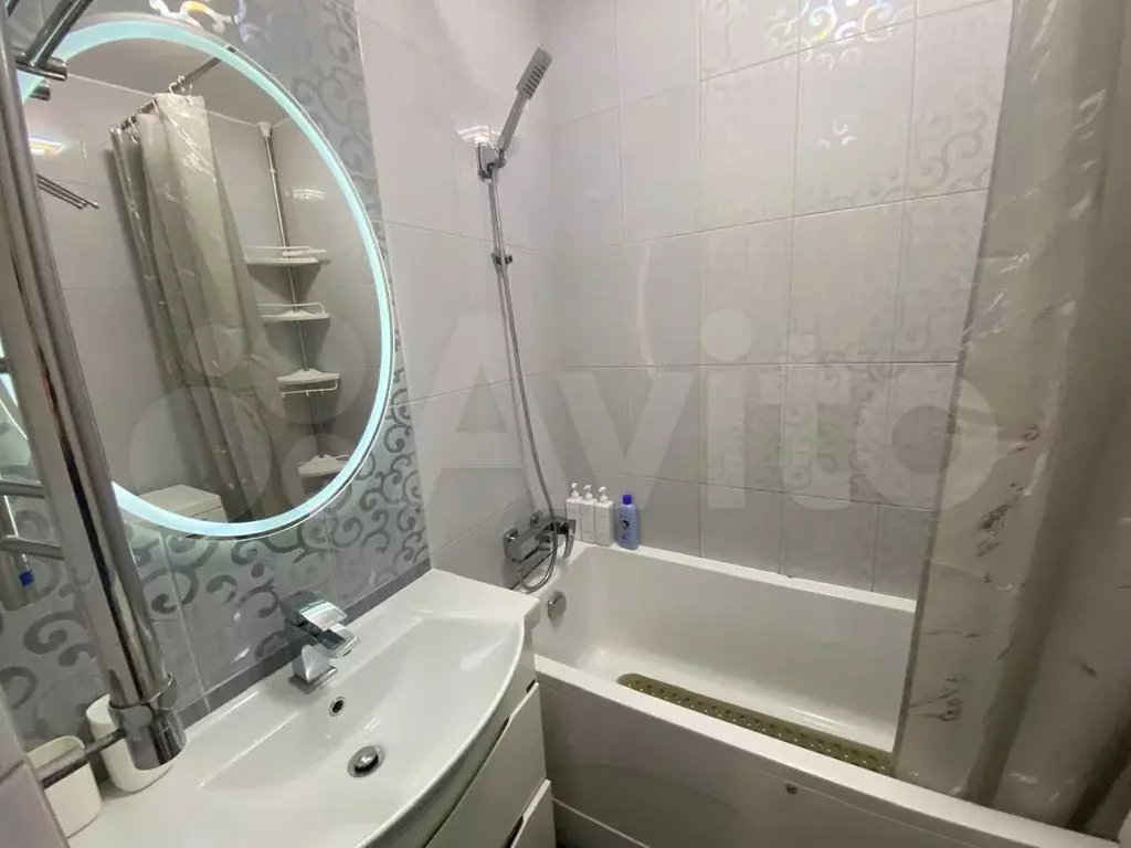 3-к. квартира, 63 м, 3/9 эт. - Фото 0