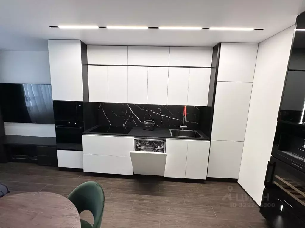 2-к кв. Москва Сосенское поселение, просп. Куприна, 36к2 (61.0 м) - Фото 1