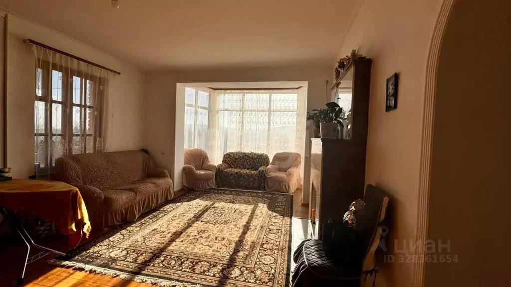 Дом в Ингушетия, Карабулак ул. Балкоева (190 м) - Фото 1