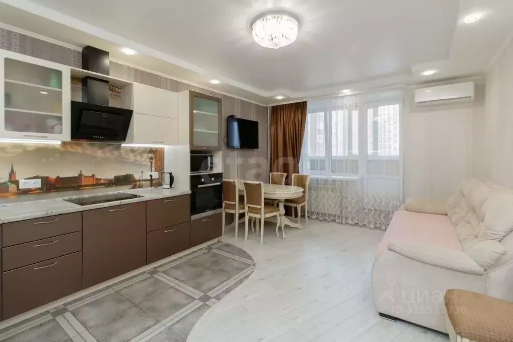 2-к кв. Тюменская область, Тюмень ул. Линейная, 15 (67.0 м) - Фото 1