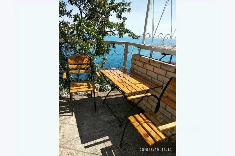 Дом в Крым, Алушта муниципальный округ, с. Рыбачье ул. Лучистая, 14 ... - Фото 1