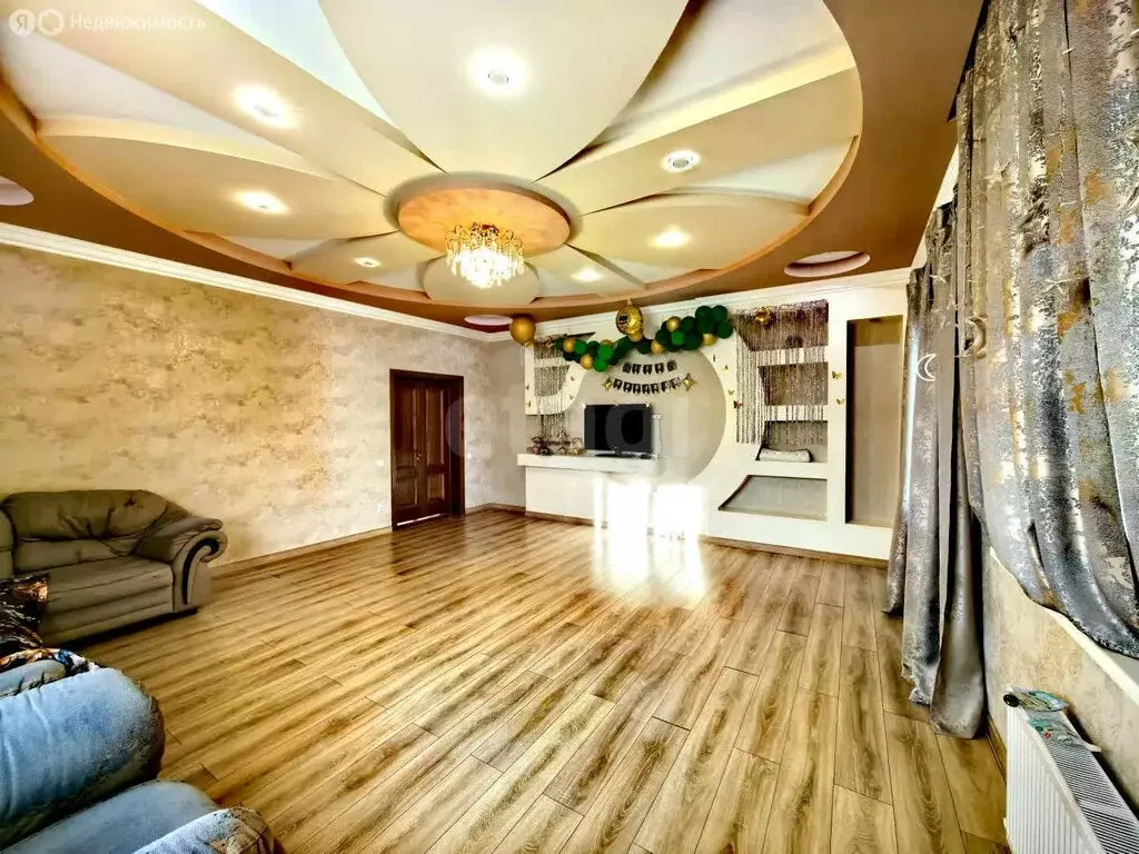 Дом в Елец, Карьерная улица (326 м) - Фото 1