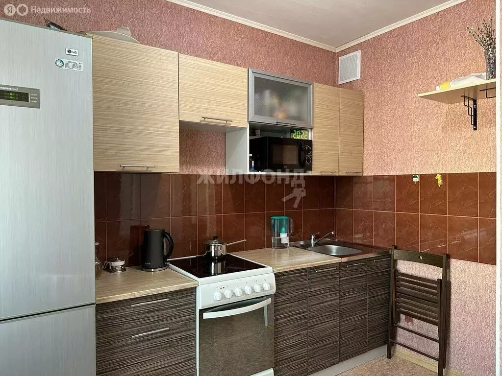 2-комнатная квартира: Новосибирск, улица В. Высоцкого, 42/3 (50 м) - Фото 0