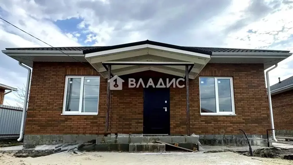 Дом в Белгородская область, Старооскольский городской округ, с. ... - Фото 2