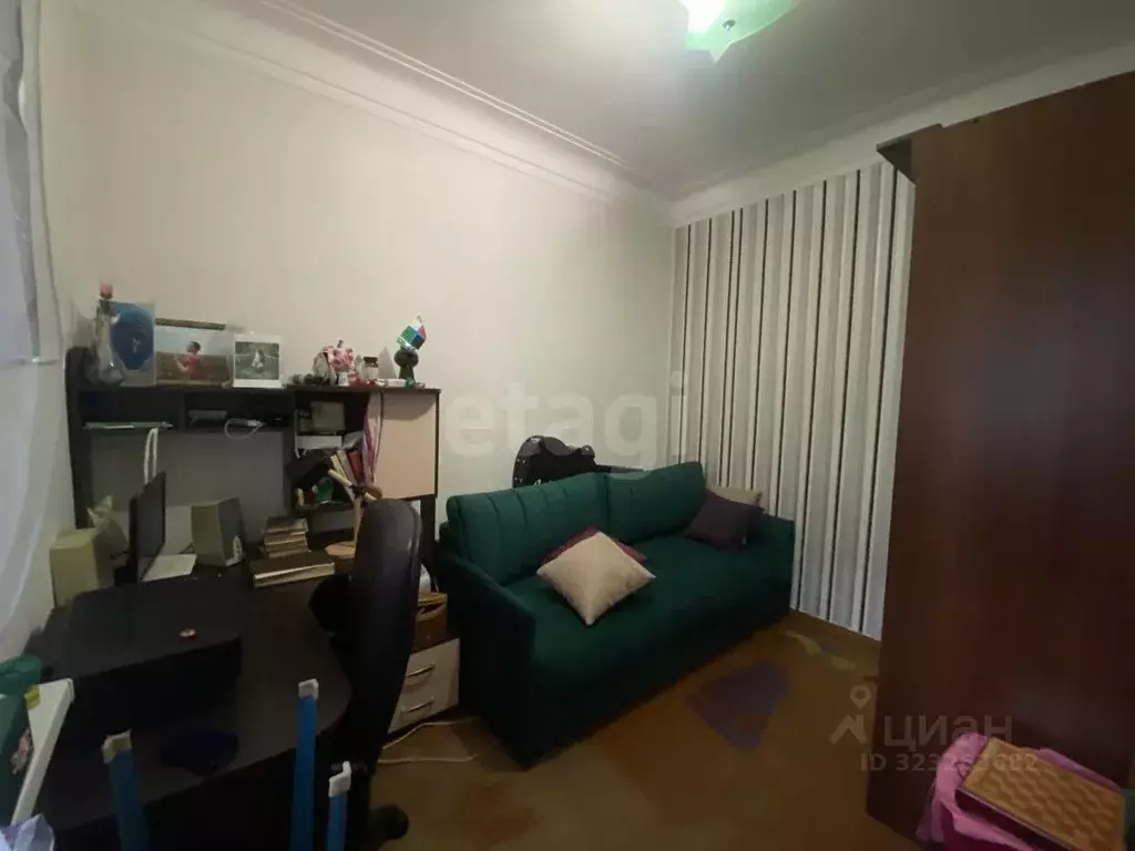 Дом в Белгородская область, Белгород ул. Кутузова, 8 (70 м) - Фото 1