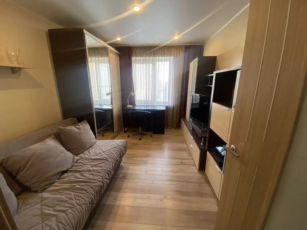 2-к кв. Санкт-Петербург ул. Бадаева, 8к2 (58.0 м) - Фото 2